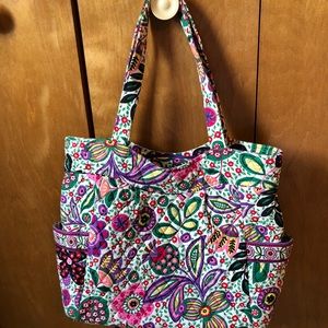 Vera Bradley Viva la Vera tote